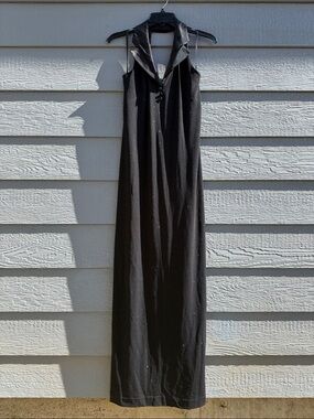 Alex Evenings Black Sleeveless Maxi Dress with V-Neck